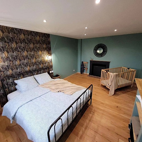 1-Chambre parentale (Située au 1 er niveau) pour brochure