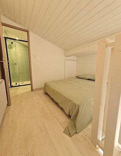 La cahutte au fond du jardin