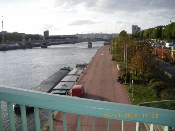 Rejoindre les quais de Seine