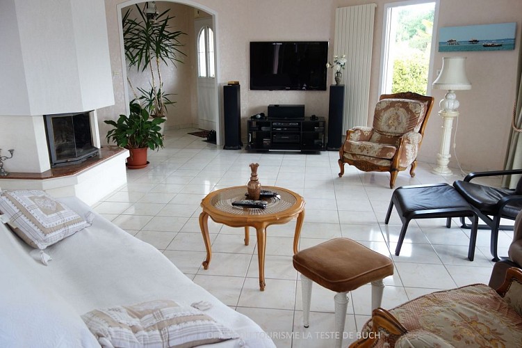 VILLA CLOS ALBY -Salon1