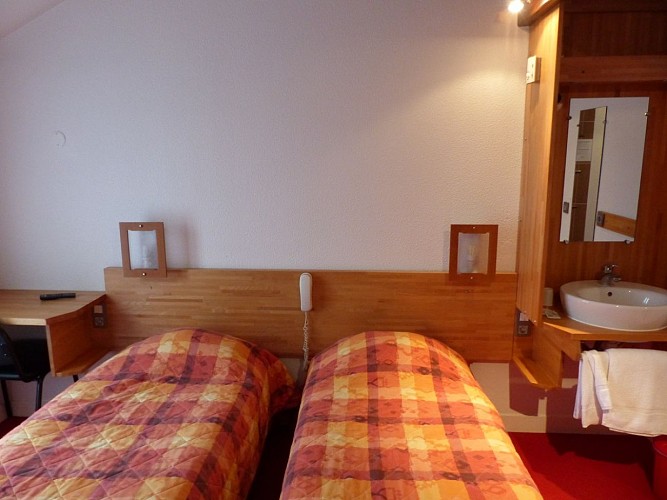 Motel St Martin, chambre twin, Verneuil d'Avre et d'Iton © OT Normandie Sud Eure
