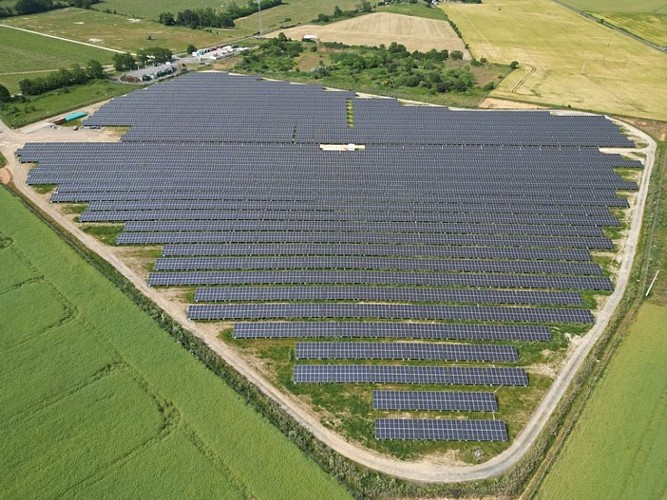 Découverte de la centrale solaire de Champ-de-Liveau