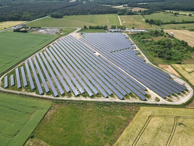 Découverte de la centrale solaire de Champ-de-Liveau