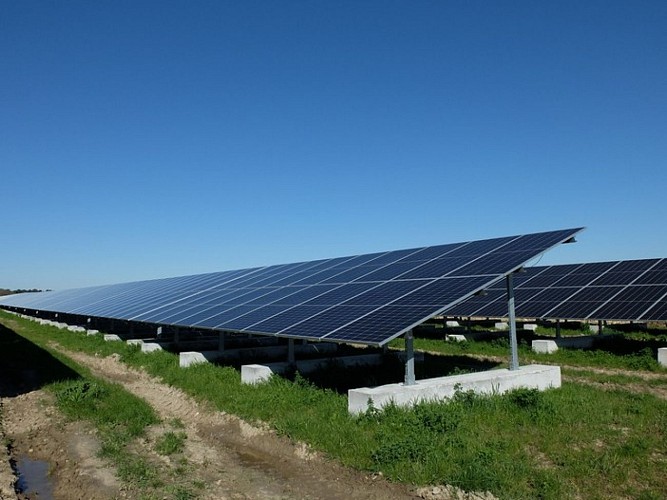 Découverte de la centrale solaire de Champ-de-Liveau