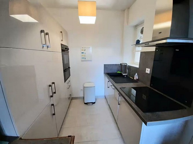 ee5ee6ca-b896-4a44-8547-de685b86cf2b