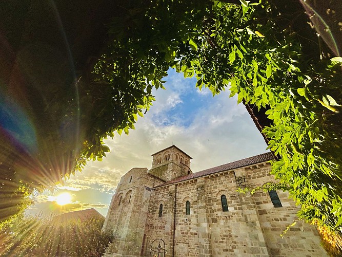 Visites accompagnées - Eglise et prieuré de Champdieu