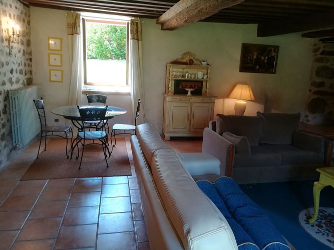 gîte 3 salle à manger