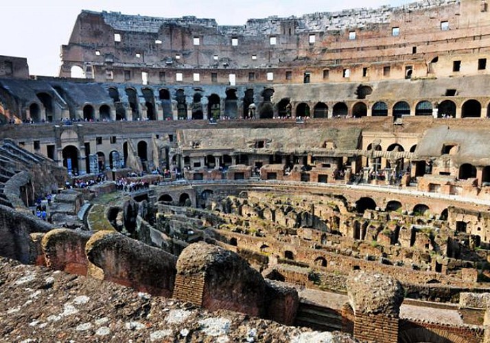 Besichtigung durch das antike Rom, mit Besichtigung des Kolosseums und des Forum Romanum - Ticket ohne Schlange stehen