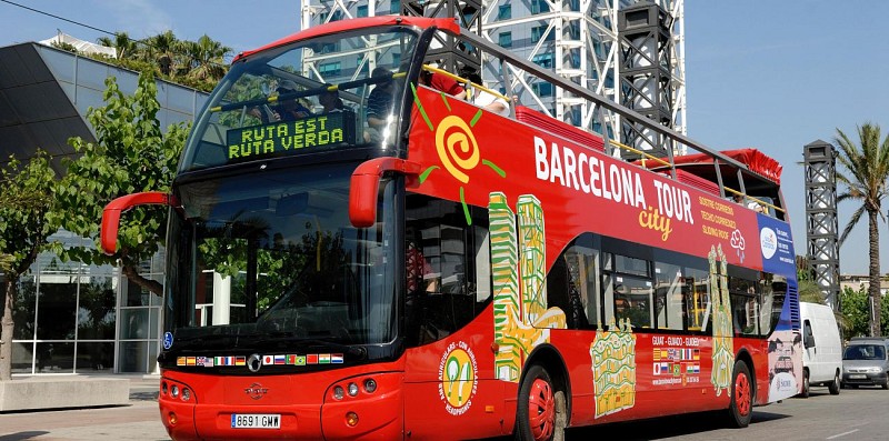 Tour de Barcelone en bus à arrêts multiples : Pass 1 ou 2 jours