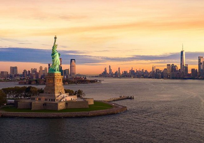 Fähre zur Freiheitsstatue & Ellis Island – VIP-Ticket