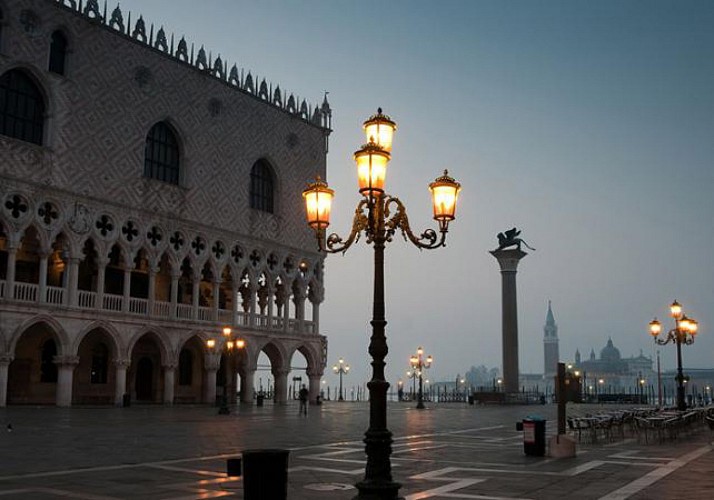 Visita guiada sobre los misterios de Venecia