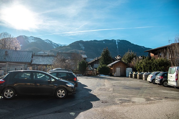Parking  Amoudruz