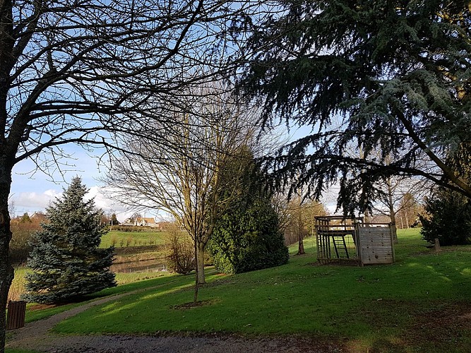 arboretum-de-la-royaute-TIS