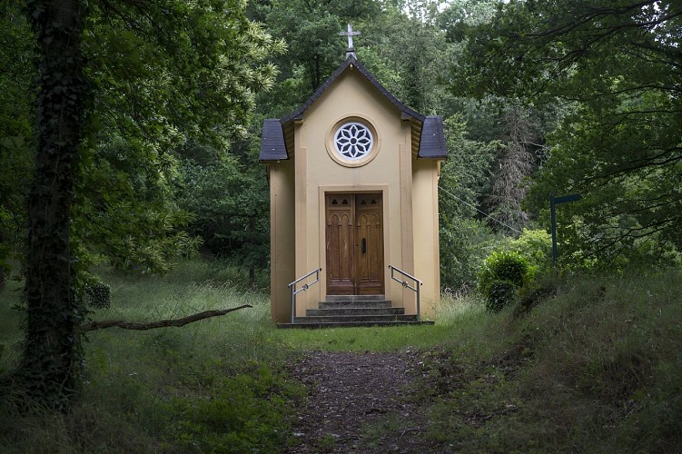 Chapelle Grotte de Bio