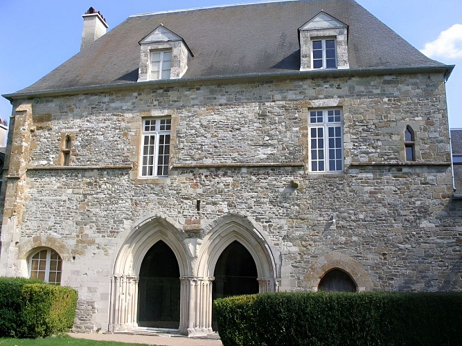 Abbaye St Etienne du Plessis