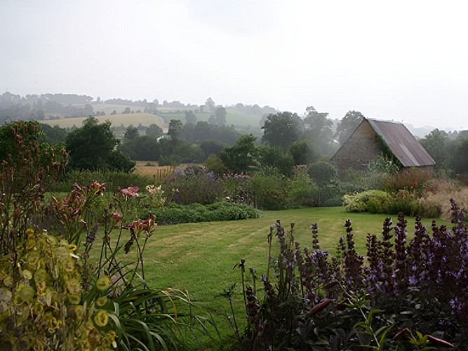 Jardin d'Alison Sykes à Viessoix (TIS5)