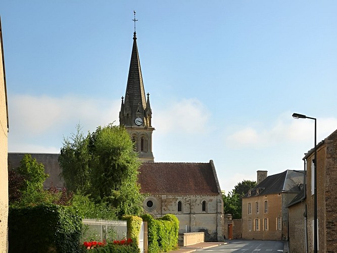 Eglise St Laurent (XIIè et XIXè)