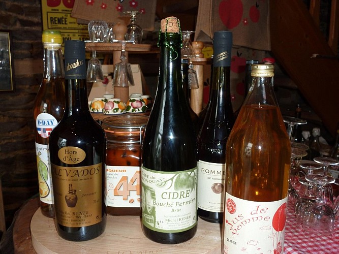 Boutique-Cave-du-Tronquay3