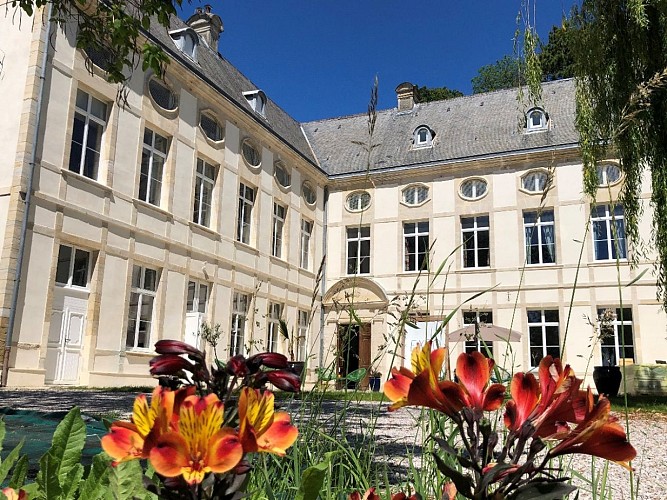 CHATEAU-DE-REVIERS-CREDIT-MATHILDE-LELANDAIS