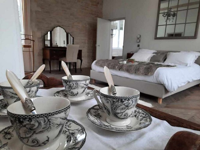 CHAMBRE-D-HOTES-CHATEAU-DE-REVIERS-CREDIT-NANCY-PICOT