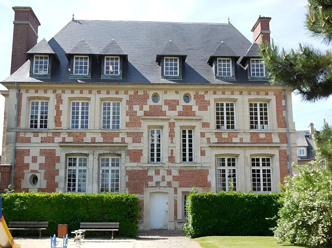 w-1600-h-1600-zc-5-hotel-de-montpensier-1-1594738328