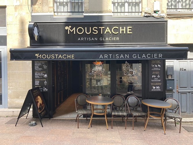 Glaces Moustache