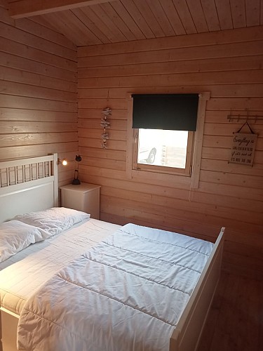 camping-la-perle-creuse-chalet Kentucky-4personnes-chambre lit double