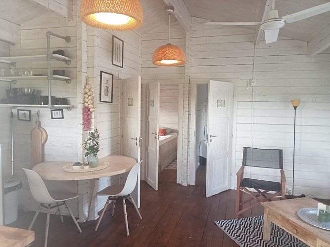 camping-la-perle-creuse-chalet Indiana-4personnes-pièce de vie