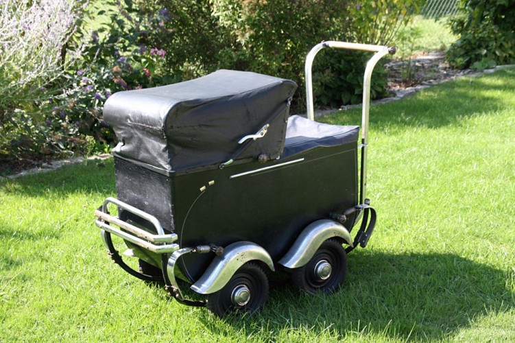 Musée du landau à Saint Aubin de Scellon