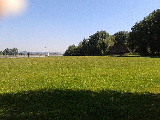 esplanade berges Seine Aizier © Eure Tourisme, A. Lesueur