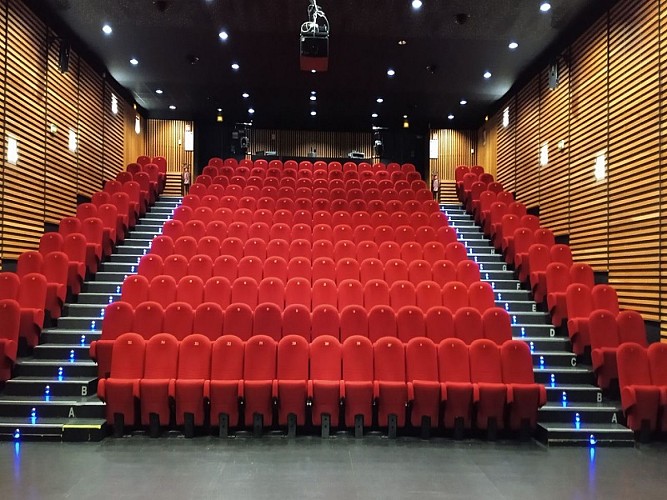 Salle JPB - 3 - EB - Conches-en-Ouche