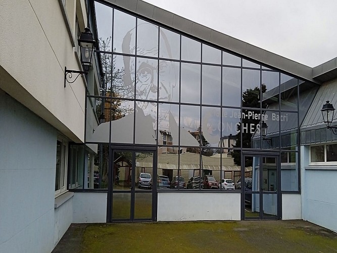 Salle JPB - 1 - EB - Conches-en-Ouche