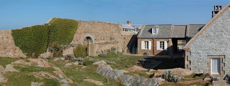 Fermanville_Cap Lévi Cour intérieure©M