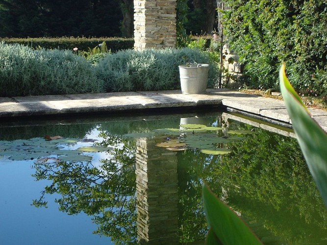 jardin-et-manoir-de-bunehou-saint-germain-le-gaillard-3