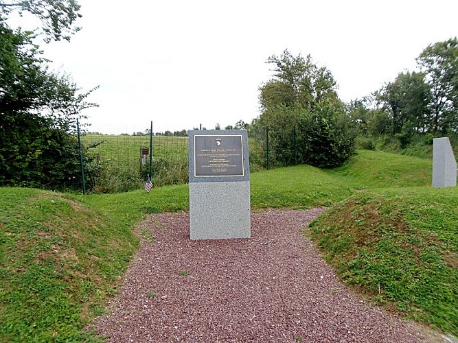 Stèle Général Pratt_HIESVILLE2017©OT Baie du Cotentin (2)