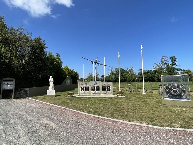 mémorial C47 dézoomer