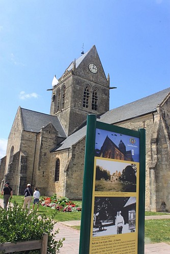 sainte-mere-eglise-circuit-historique-6©OT Baie du Cotentin