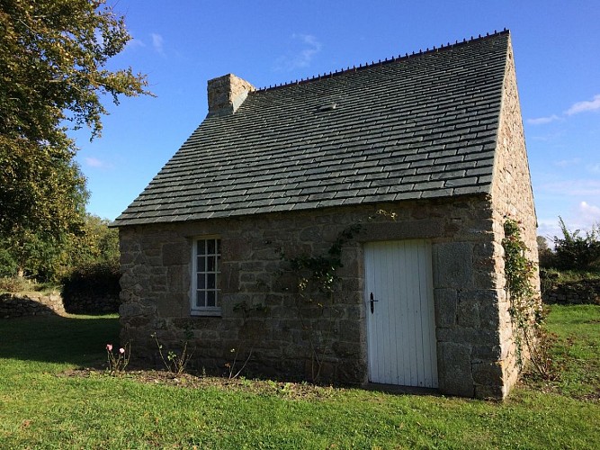 maupertus-sur-mer-manoir-9