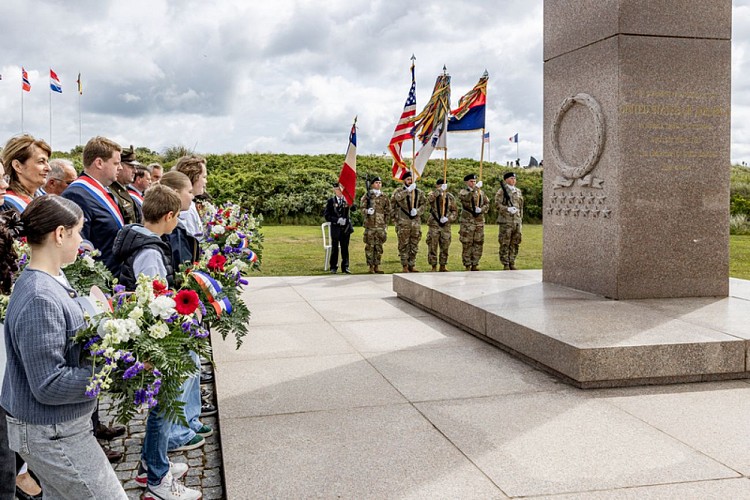 CEREMONIE INTERNATIONALE_UTAH BEACH (6)