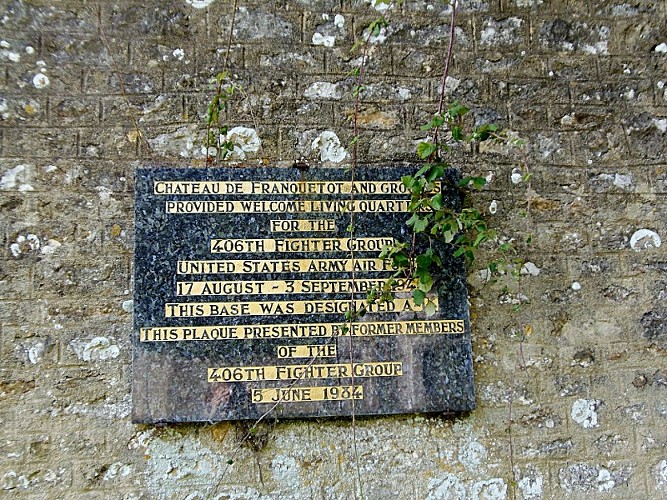 Plaque 406th Fighter Group_CRETTEVILLE_2017©OT Baie du Cotentin (2)