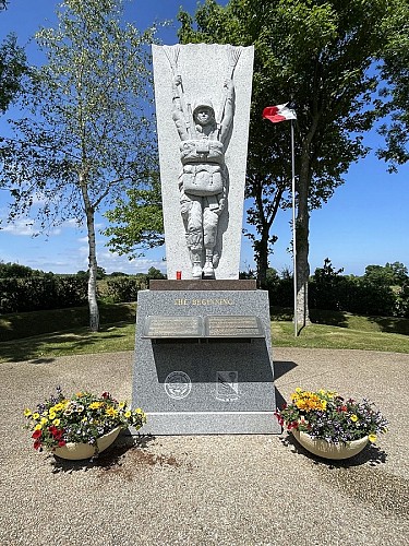 Monument du 507ème PIR - Amfreville