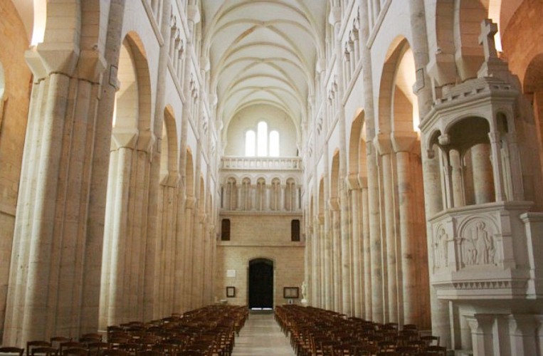 abbaye-de-montebourg-1