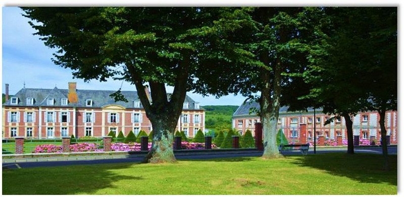 Château et aile droite (2)