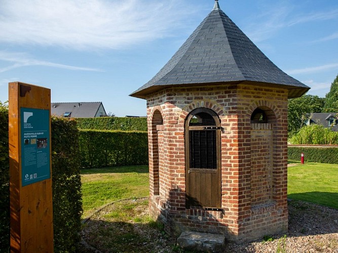Puit fermé - Auzouville-Sur-Ry
