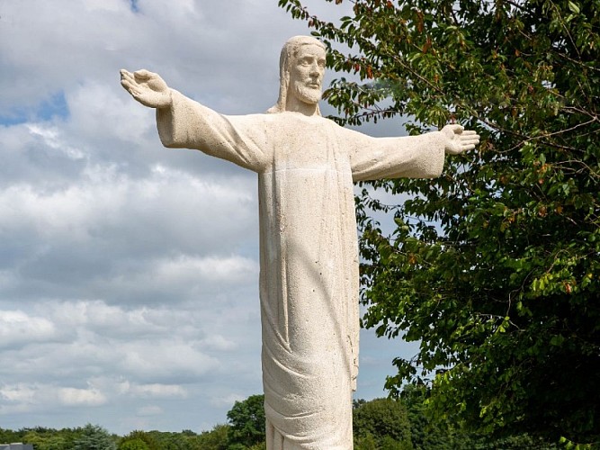 Statue du Christ Roi 