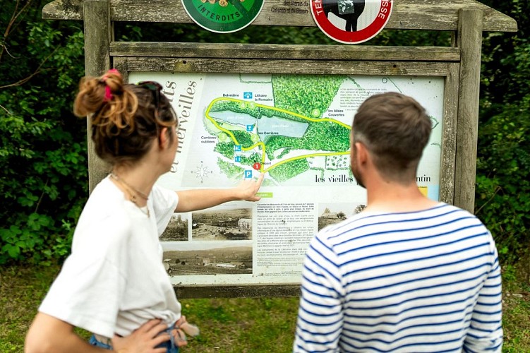 Office-de-Tourisme-Cote-Ouest-Centre-Manche---Itineraire-velo-au-Mont-castre-La-Haye-du-Puits-Aymeric-Picot-00069