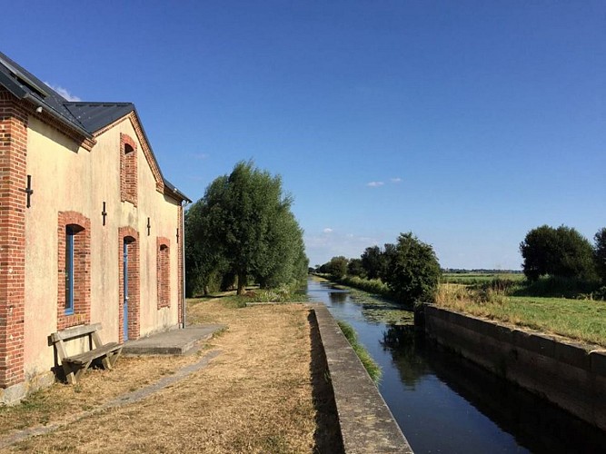 maison-des-ormes-montmartin-en-graignes-0