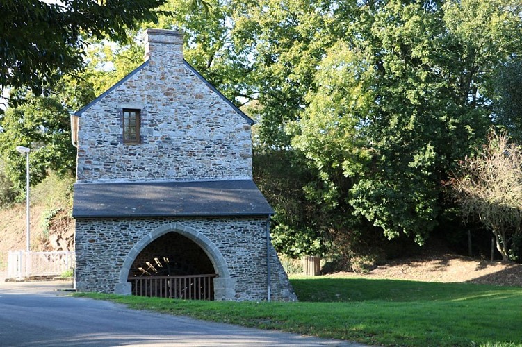 moulin-bourg-la-feuillie-manche©MChoquet