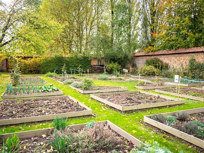 Yvetot-Jardin-Clos-G