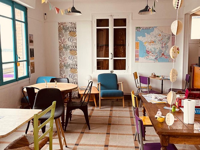 Intérieur salle à manger Pilotes villequer